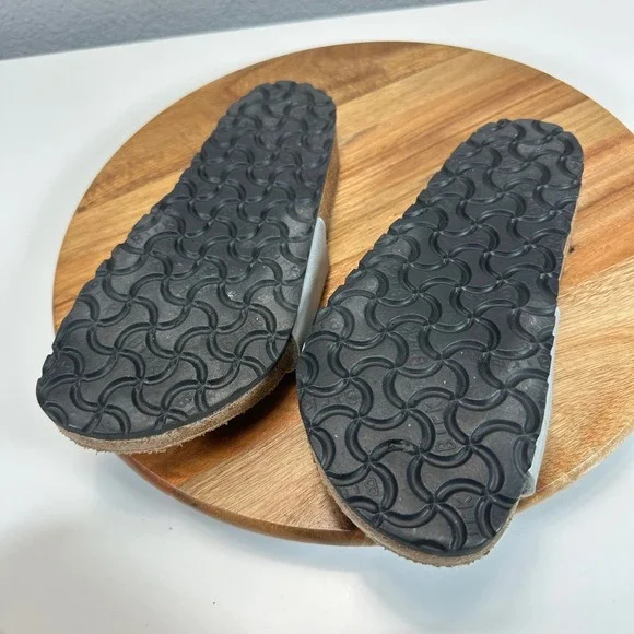 Birkenstock Madrid Silver Metallic One Strap Sandals Slides Womens 35 (4-4.5) - Picture 6 of 6